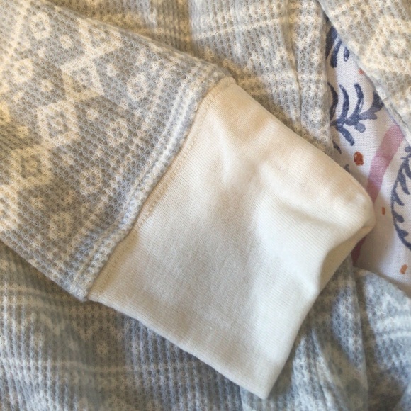 Nordstrom cozy thermal sleep shirt (never worn!!) - Picture 5 of 5